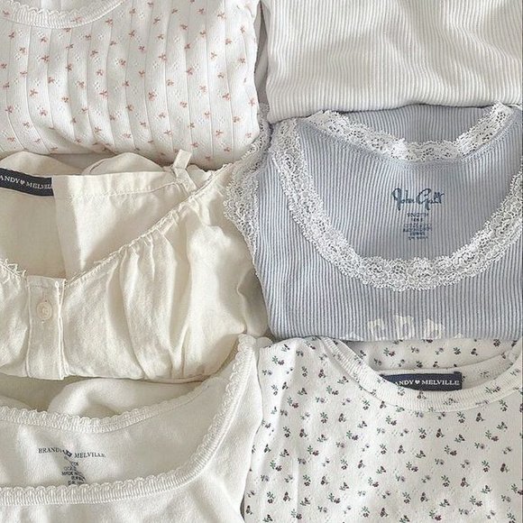 Meet Your Trendy Seller - Picture 1 of 1